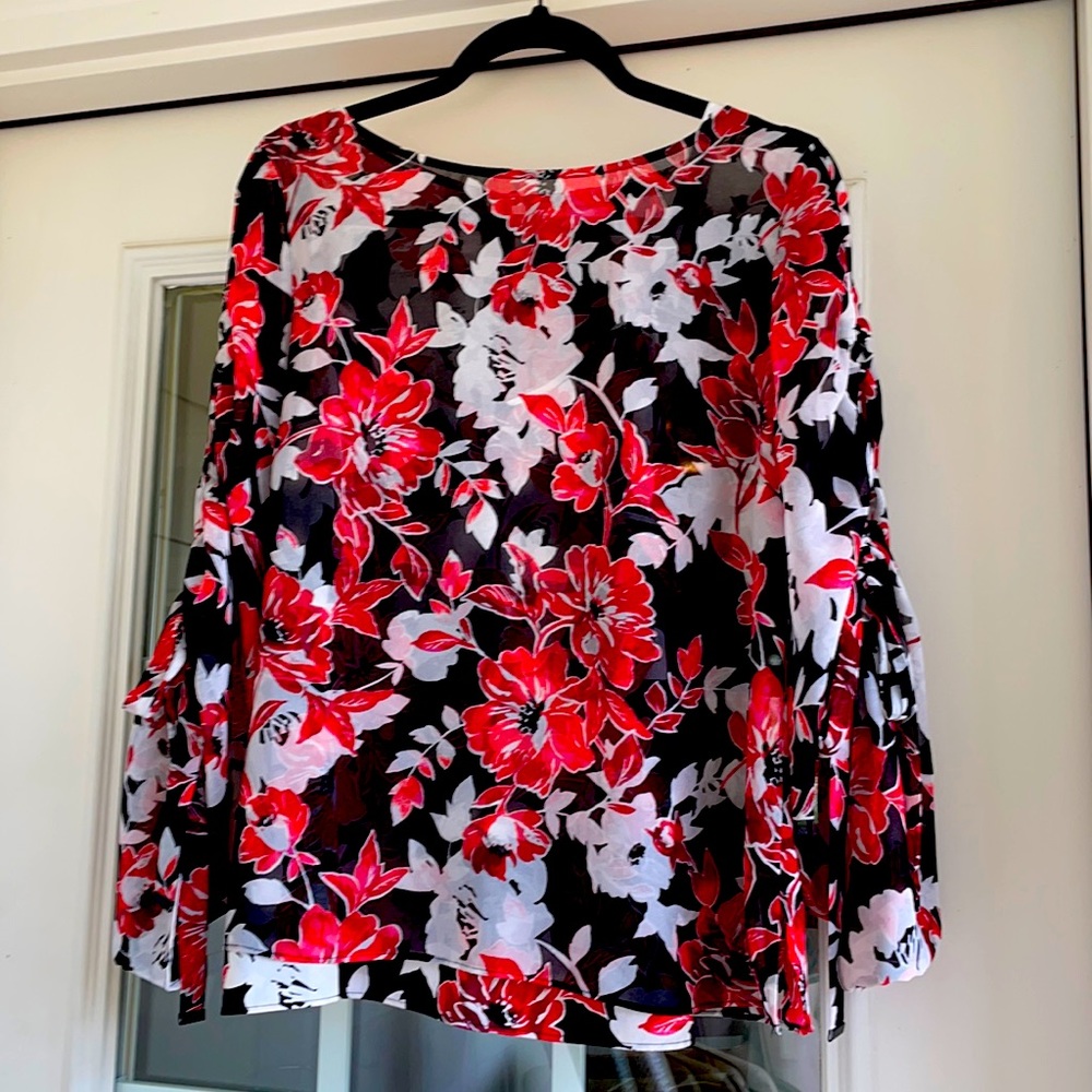 WHBM blouse w cami